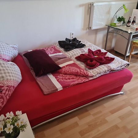 Ferienwohnungen Wie Im Sueden Grossostheim Ngoại thất bức ảnh